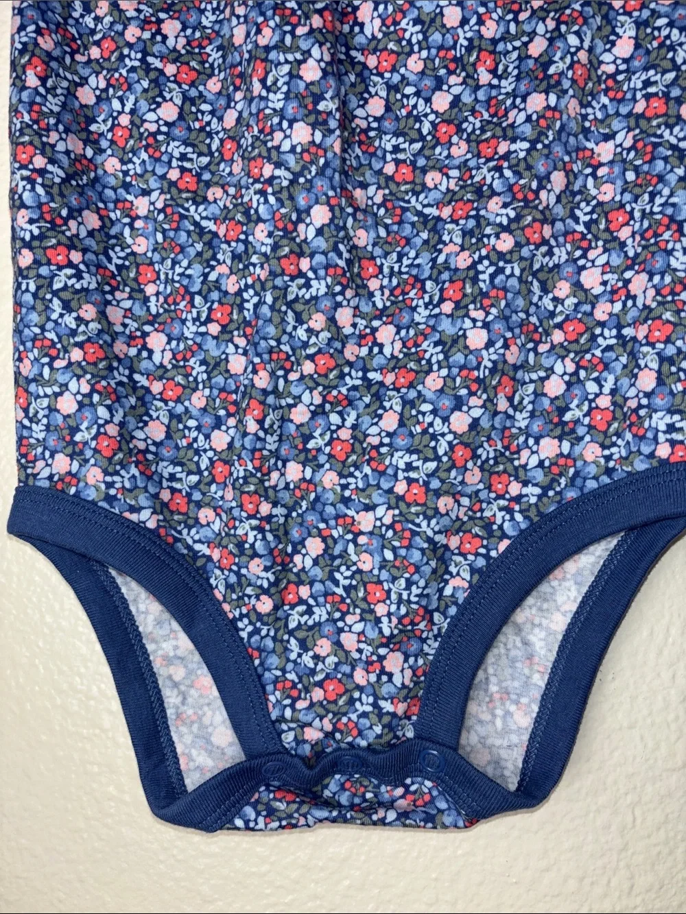 NWT OshKosh B'gosh Blue Floral One-Piece Bodysuit infants size 18-24 months